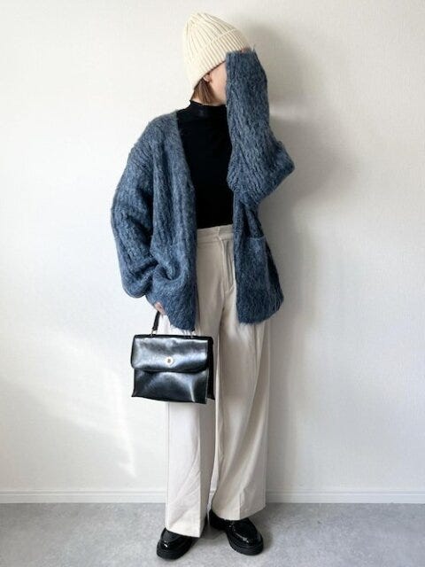 カーディガン　コーデ　秋