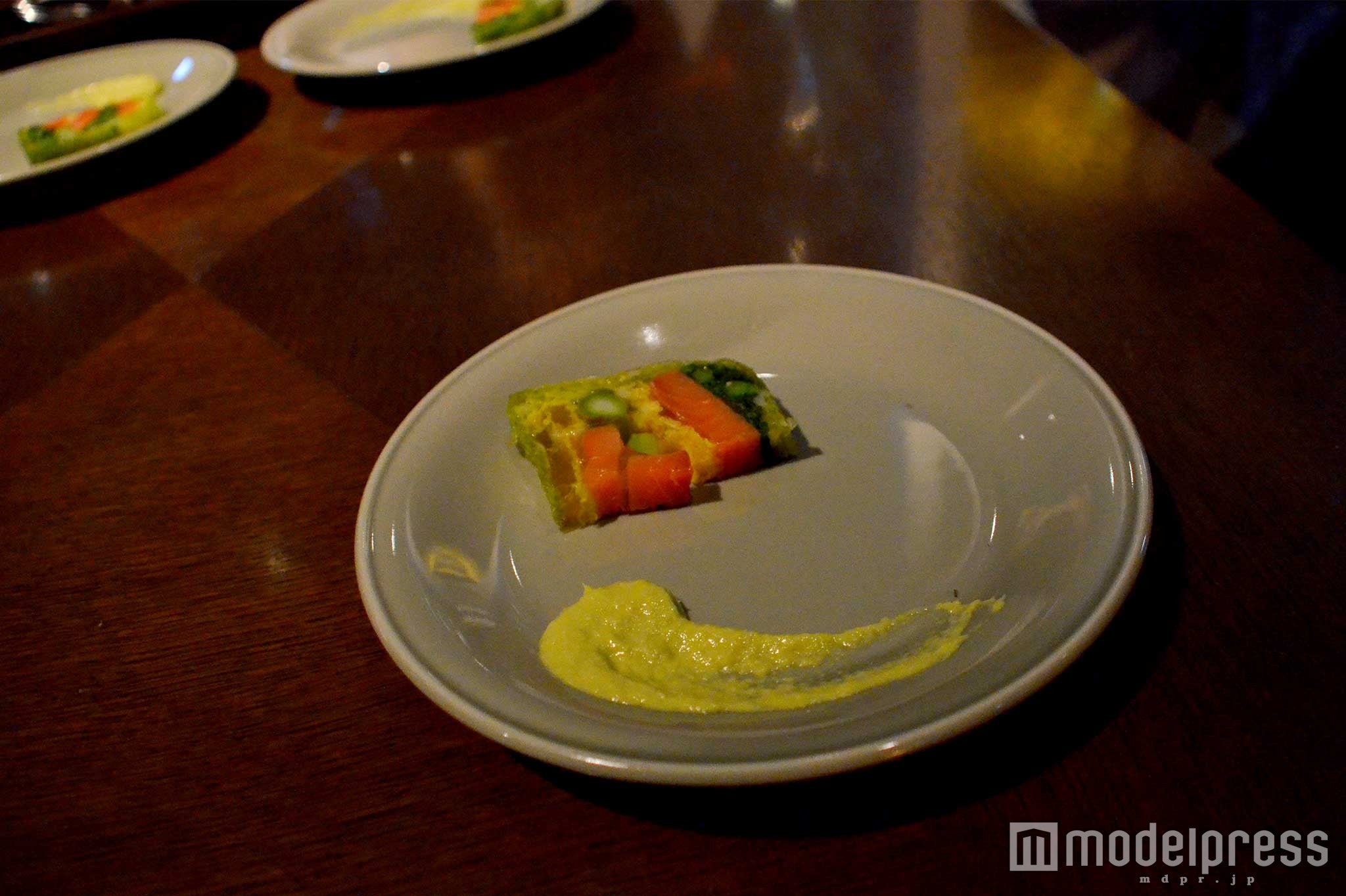 取り分けられても美しい（C）モデルプレス