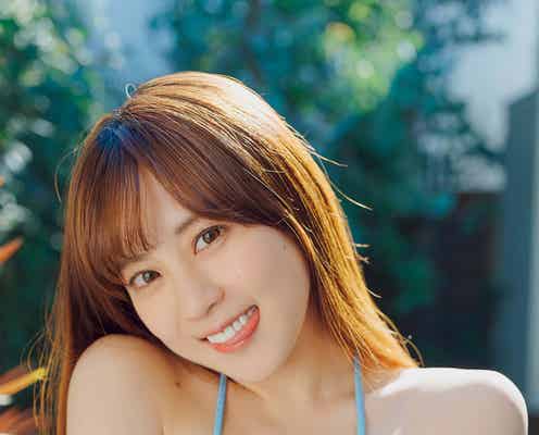 “奇跡の1枚で話題”中川心、スタイル際立つ水着「週刊FLASH」初表紙