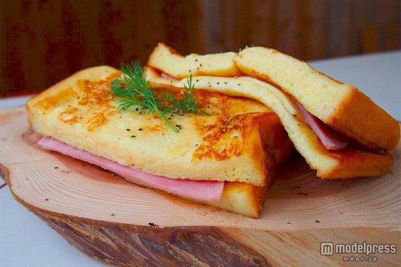 「一晩寝かせたフレンチトーストサンド」￥750／画像提供：Garten