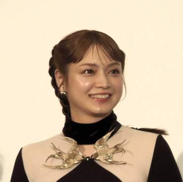 「長友そっくり」8歳長男のママ平愛梨への優しさに「こっちまでウルウル」「男前♥」「頼もしい♥」8歳でこんなことまで言える？！