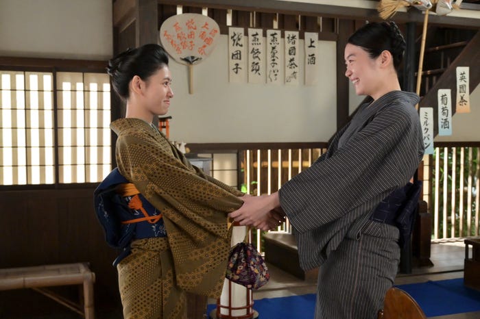 池田朱那、東野絢香「風、薫る」第128話(C)NHK