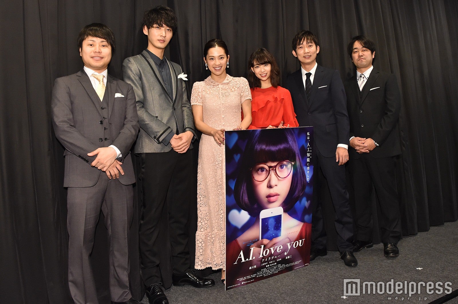 （左から）井上裕介、上杉柊平、中村アン、森川葵、石田明、宮木正悟監督（C）モデルプレス