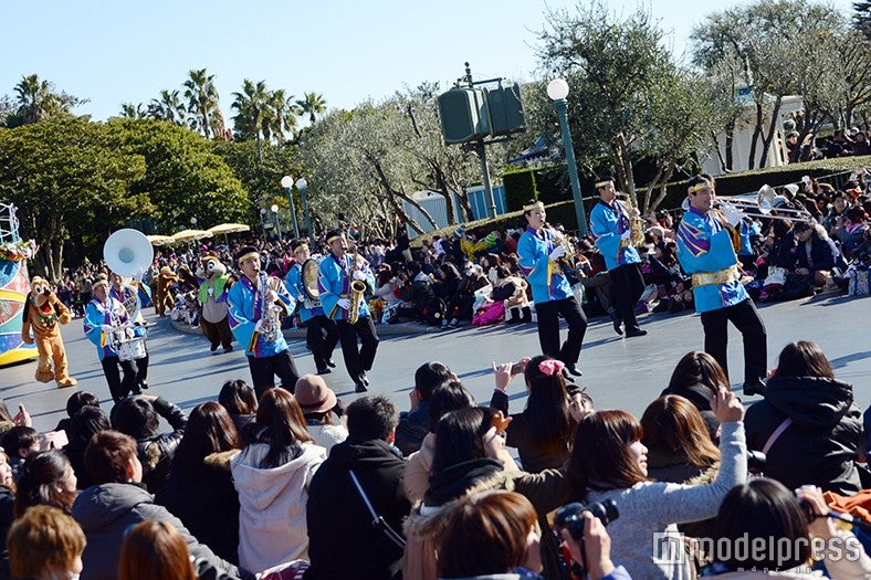 「ニューイヤーズ・グリーティング」チップ（C）モデルプレス