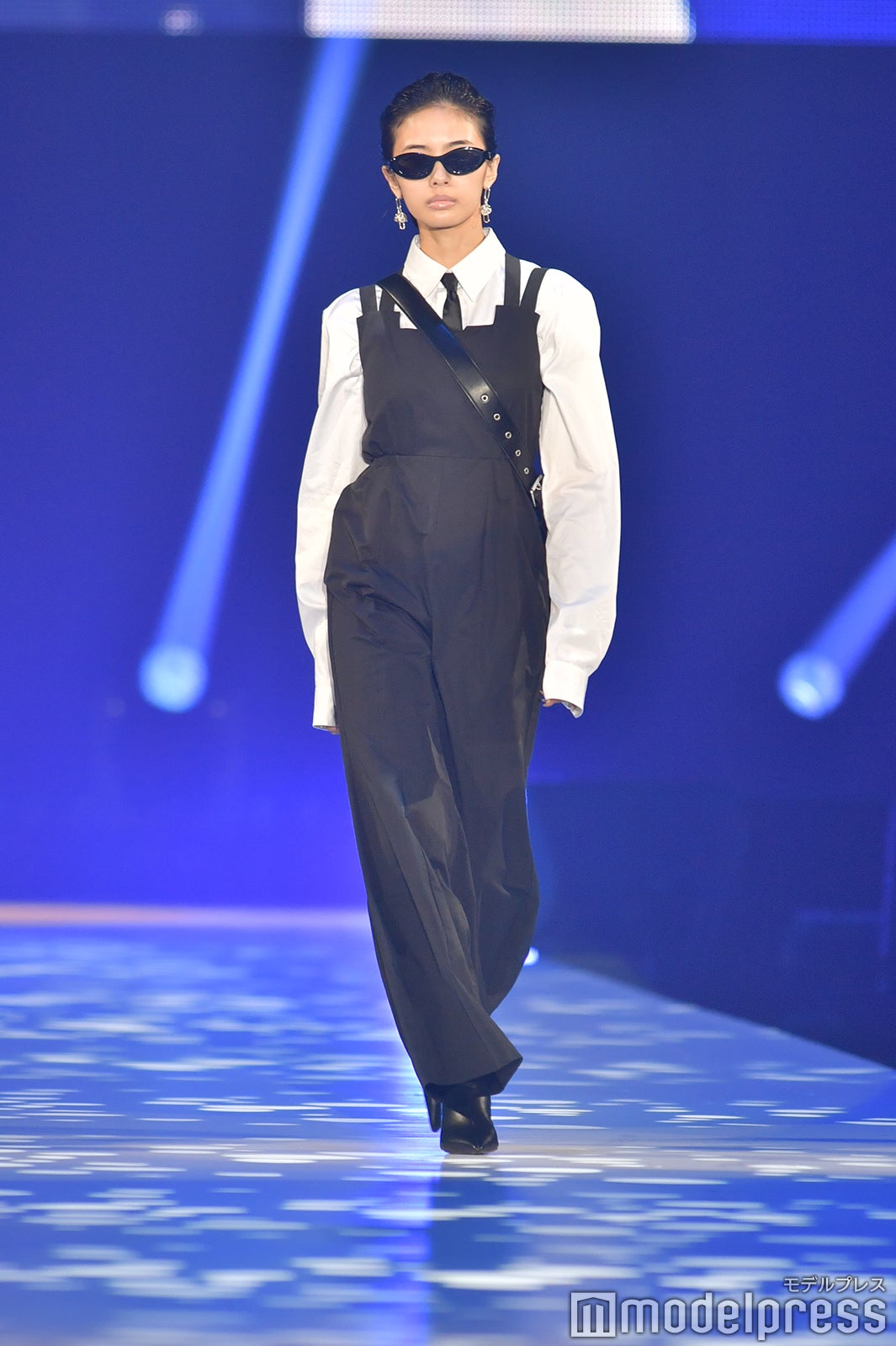 （C）モデルプレス