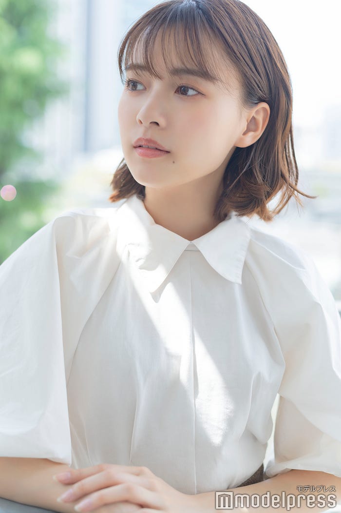 新條由芽(C)モデルプレス