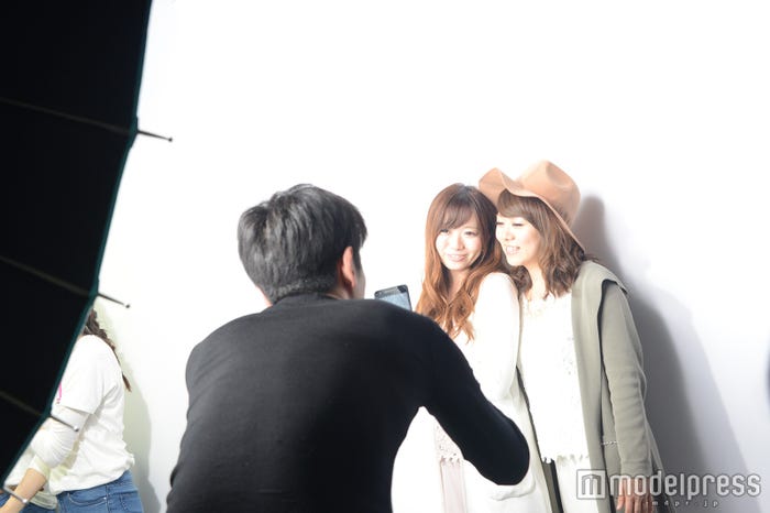 プロカメラマンのアドバイスでモデル気分に