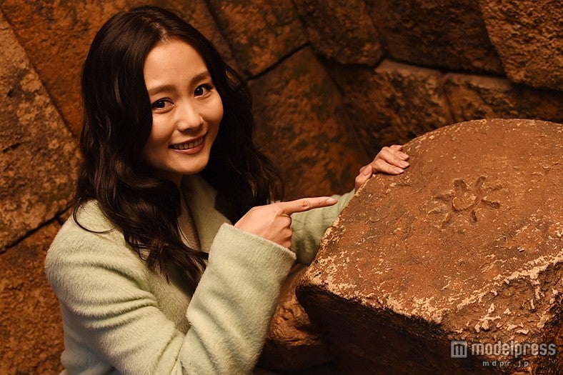 導きの印5を発見／モデル：阿井莉沙