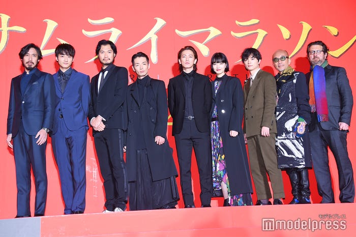 (左から)木幡竜、小関裕太、青木崇高、森山未來、佐藤健、小松菜奈、染谷将太、竹中直人、バーナード・ローズ監督(C)モデルプレス