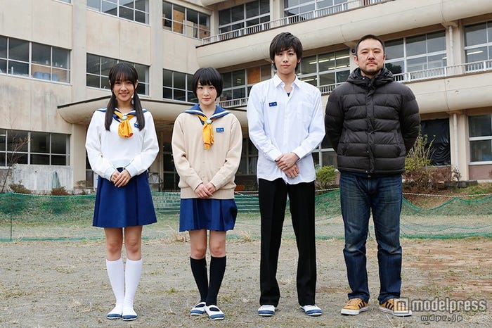 「コープスパーティー」現場取材の様子(左から)前田希美、生駒里奈、池岡亮介、山田雅史監督