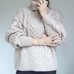 ざっくり感がかわいい♡ 旬のケーブルニットを使った着痩せコーデ術