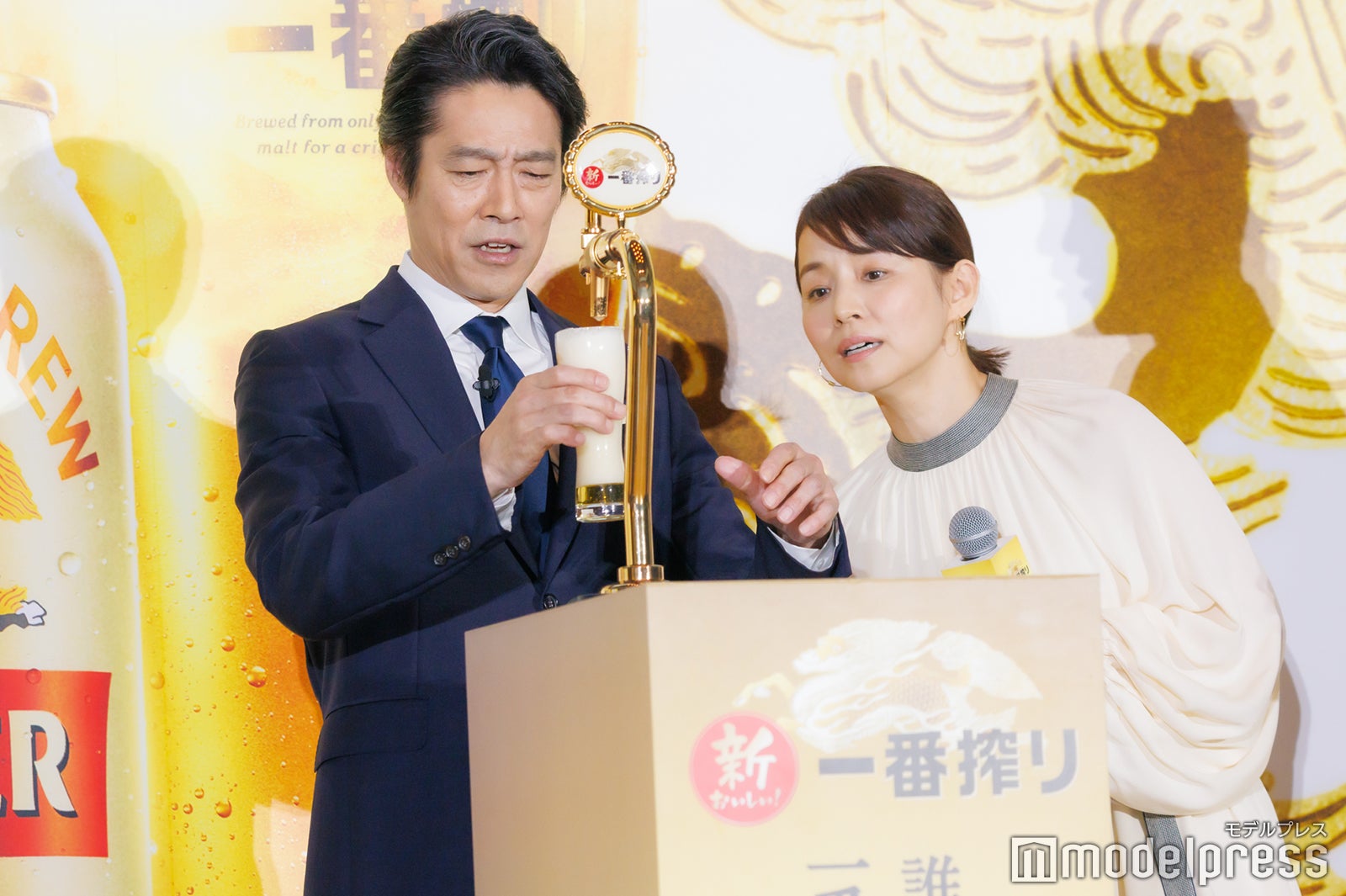 堤真一、石田ゆり子（C）モデルプレス