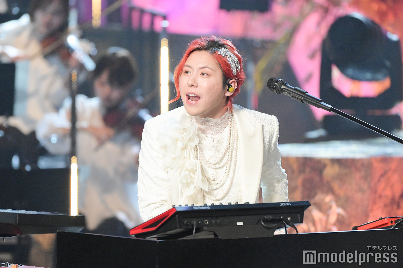 （C）モデルプレス