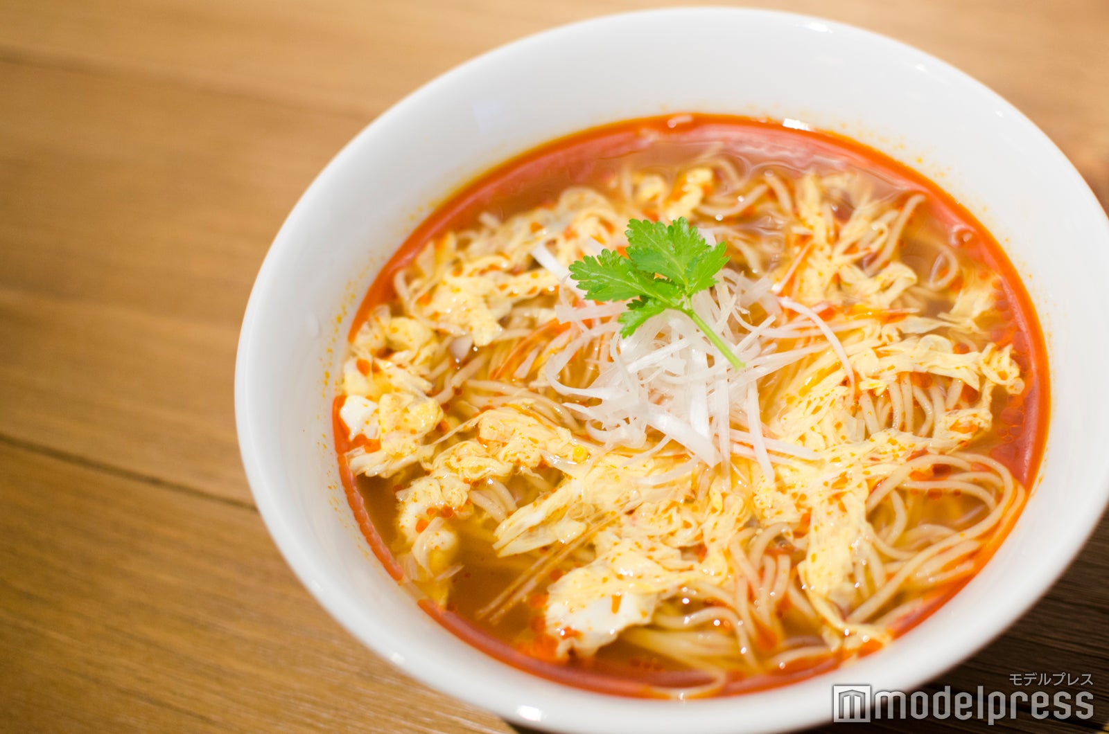 「黒酢の酸辣湯麺」※調理イメージ（C）モデルプレス