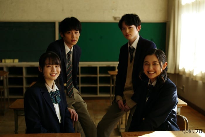 (左上から時計回り)鈴木志遠、明石陸、松尾悠花、三浦理奈(C)ホリプロ