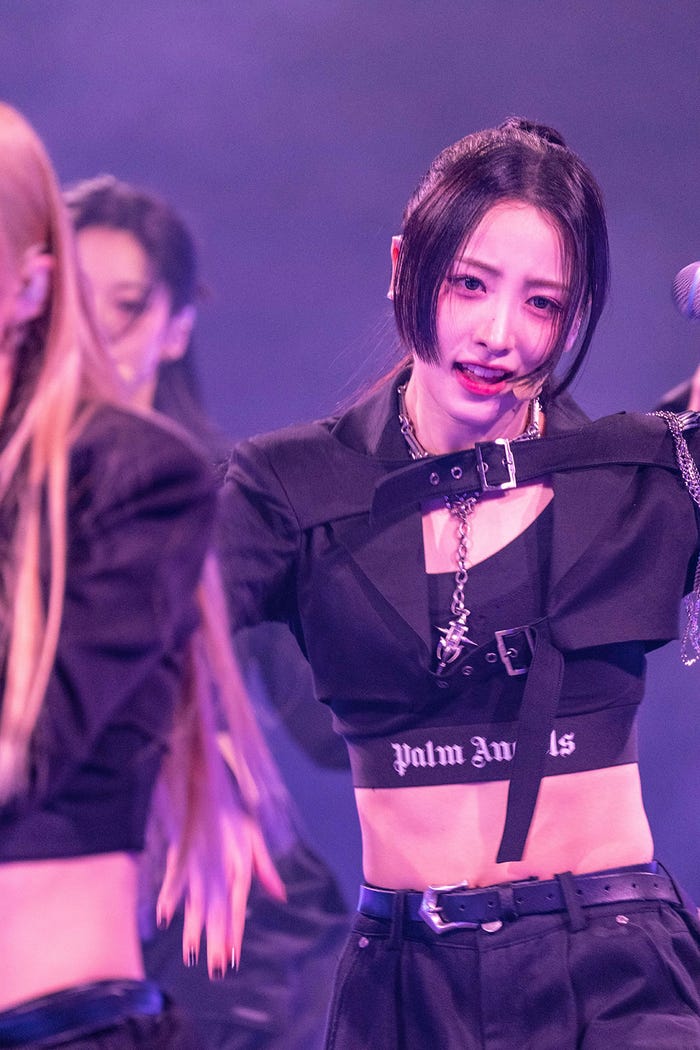 アナミ(C)Satoshi Hata、Daiki Miura