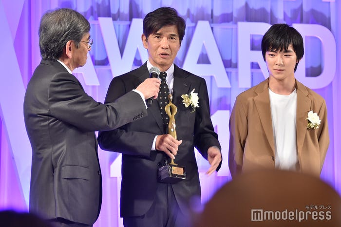 石坂浩二、佐藤浩市、杉田雷麟 (C)モデルプレス