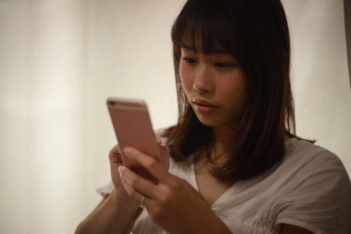 危険な恋ほど燃える…不倫しやすい女性の特徴6選