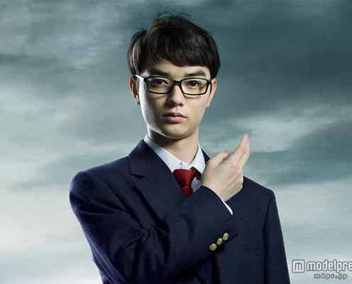 「CanCam」池田エライザ&真野恵里菜の“パンチラ”解禁