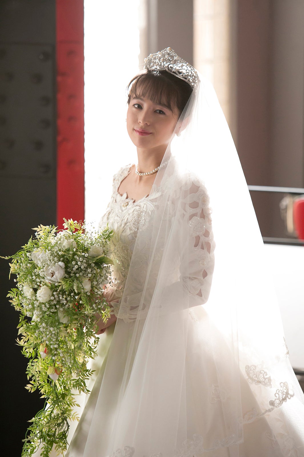 「半分、青い。」ユーコ（清野菜名）結婚へ　ウェディングドレス姿披露「自然と涙」