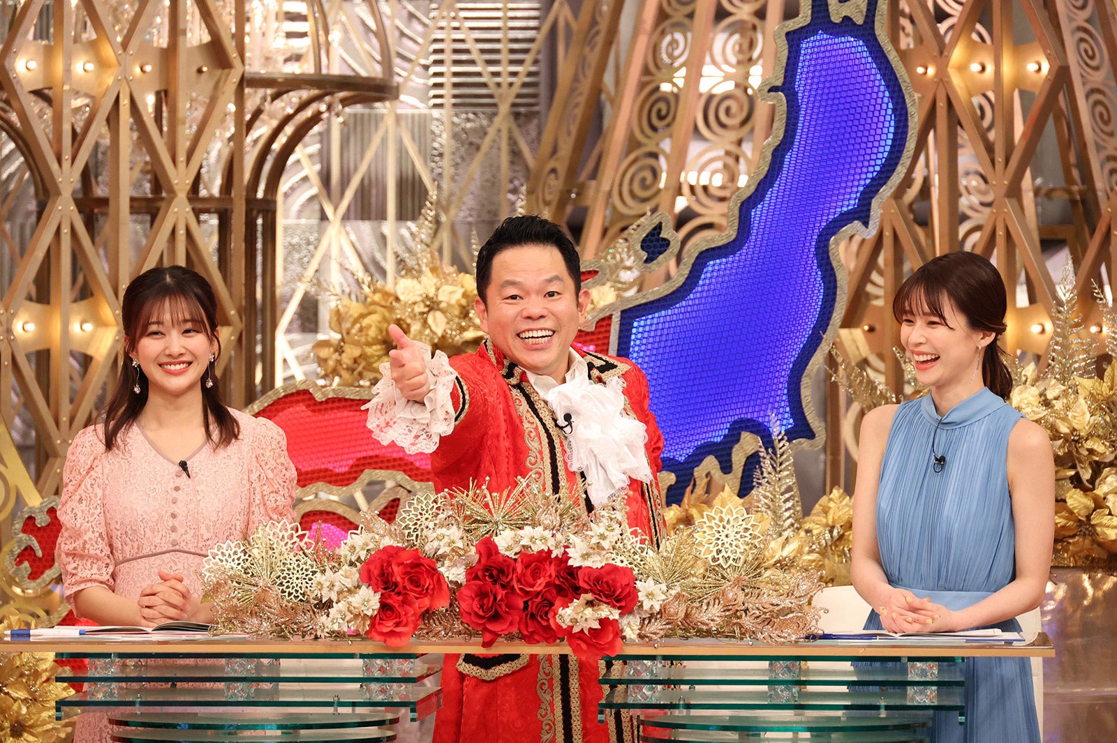 原田葵アナウンサー、津田篤宏、鈴木唯アナウンサー（C）フジテレビ