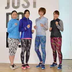（左から）安藤美姫、青木沙弥佳選手、izu、藤森安奈選手
