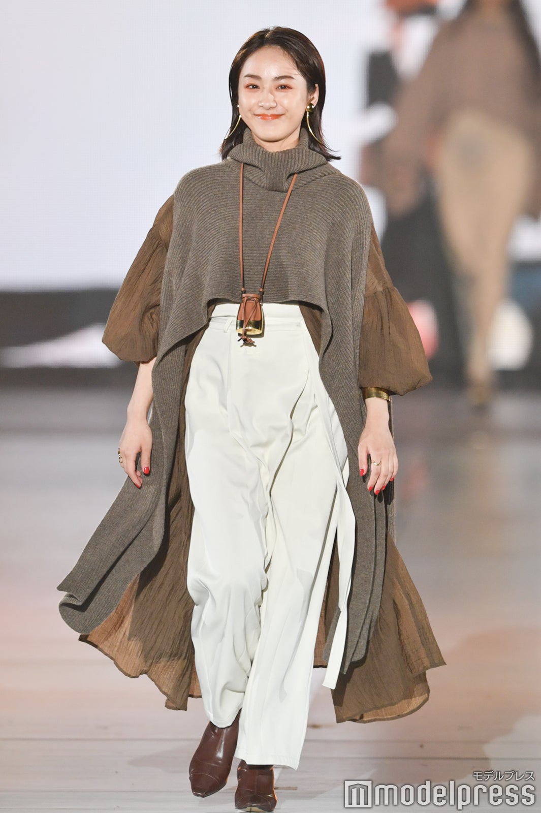 （C）モデルプレス