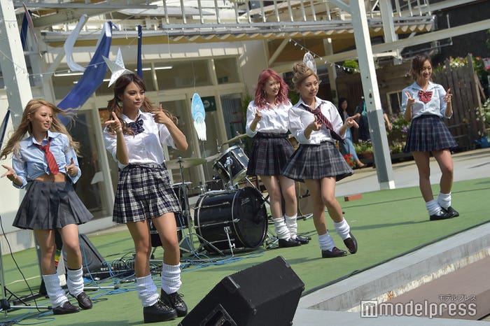 eggモデルがパラパラ披露 (C)モデルプレス