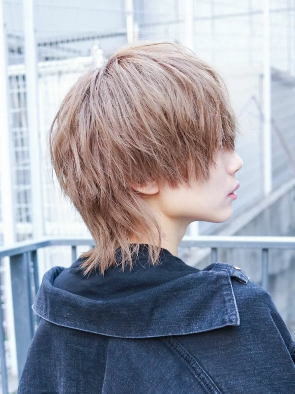 アンニュイな雰囲気になれるハイレイヤーって 大人のおしゃれが叶うヘアカタログ モデルプレス アンニュイな雰囲気になれるハイレイヤーって 大人のおしゃれが叶うヘアカタログ モデルプレス