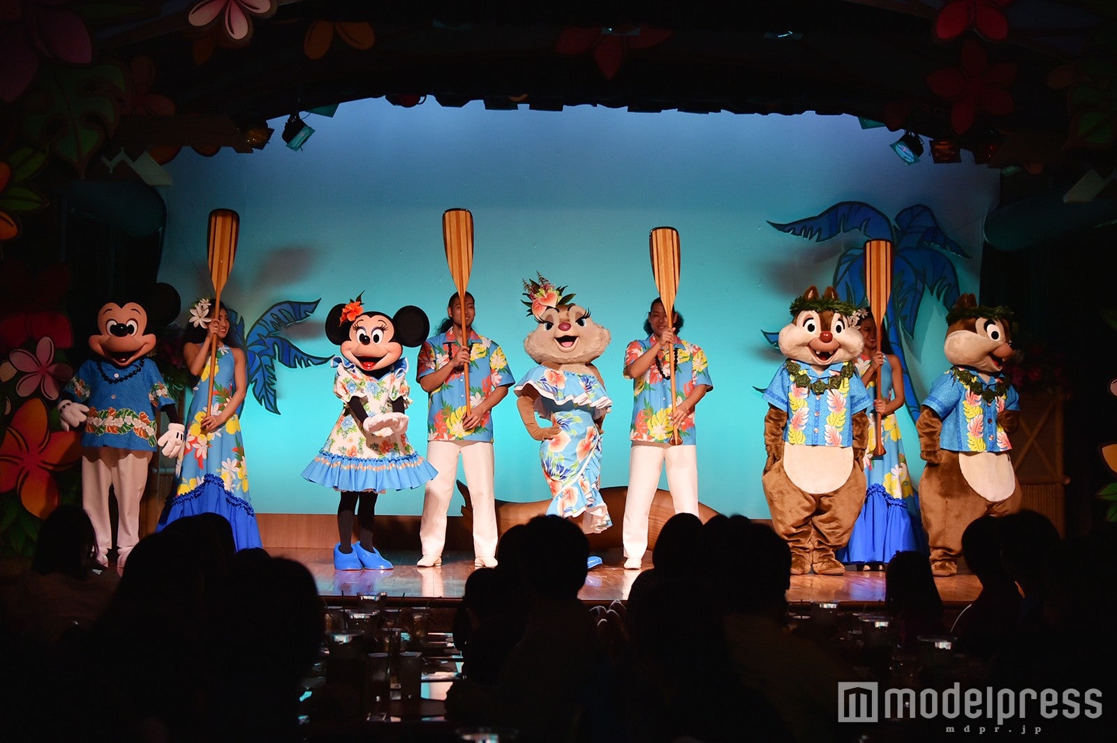 「ミッキーのレインボー・ルアウ」（C）モデルプレス