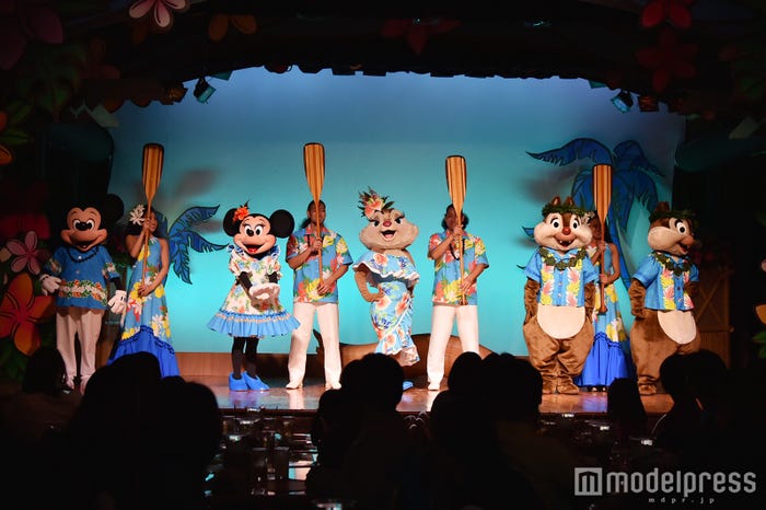 「ミッキーのレインボー・ルアウ」(C)モデルプレス