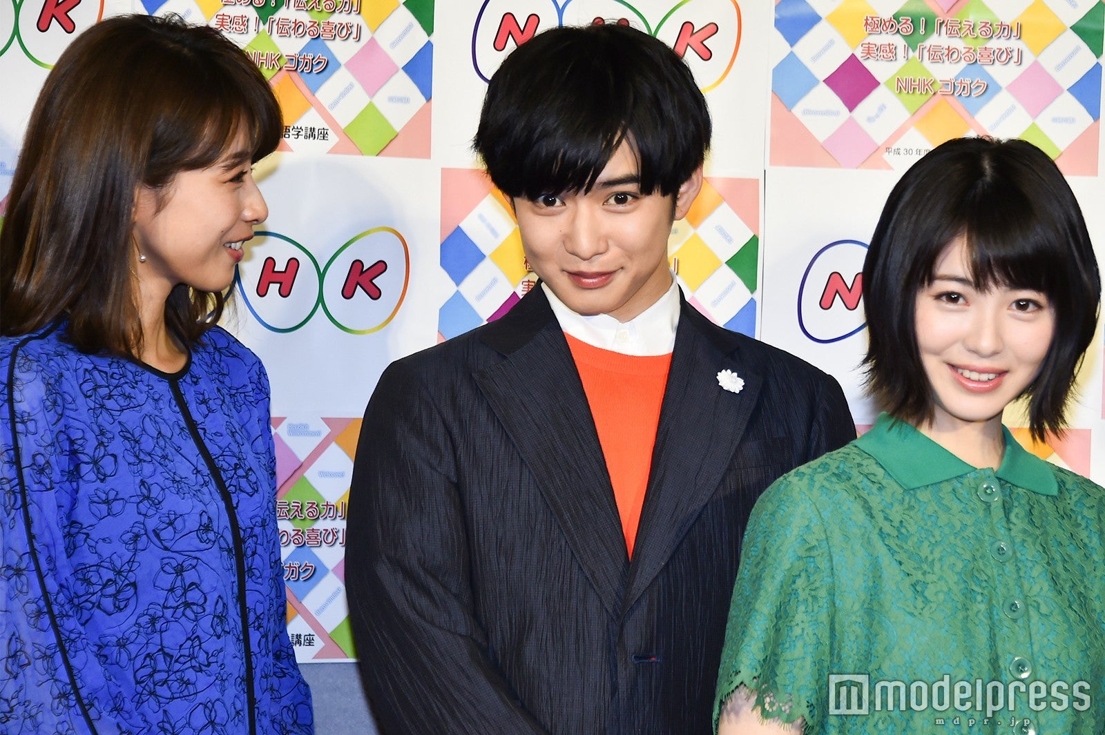 驚きながらも上目遣いを披露する千葉雄大 （C）モデルプレス