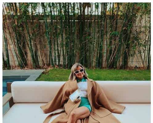 ローラ、スラリ美脚際立つショットに「鍛え抜かれてる」「色気感じる」と反響