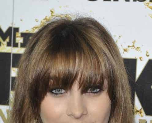 故マイケル・ジャクソンの長女パリスちゃん、恋人と自撮りキス