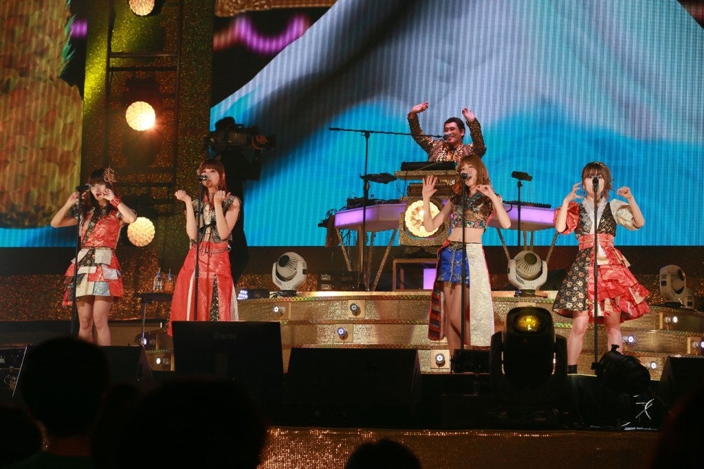 SILENT SIREN（写真提供：avex）