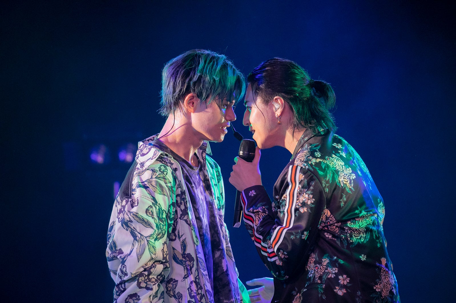 超特急、熱気溢れる男性限定ライブ 今年もクレイジーな盛り上がりに