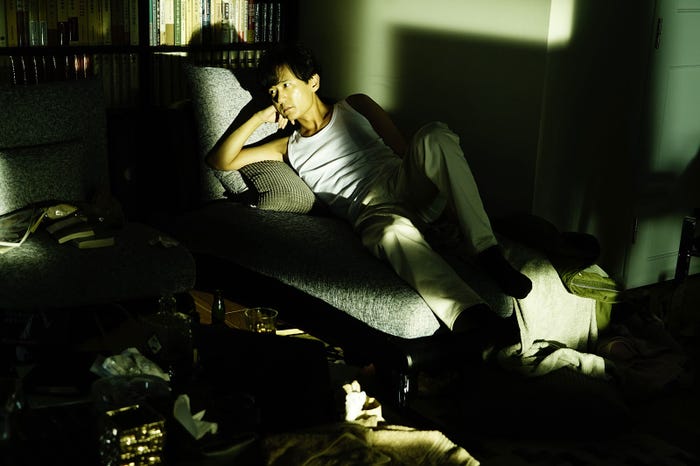 稲垣吾郎(C)2019『ばるぼら』製作委員会