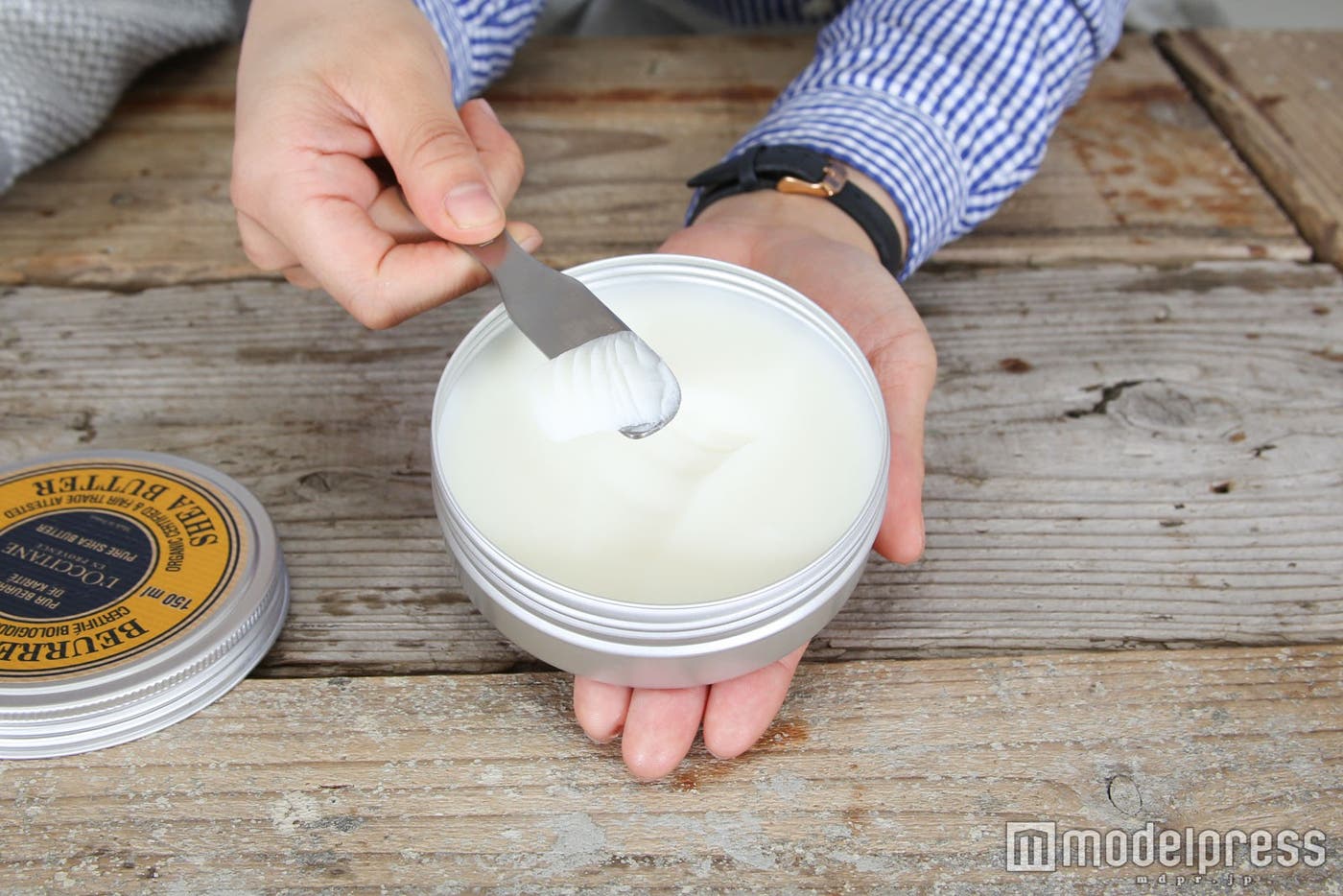 バターのようななめらかさで、体温でとろけて乾燥から肌を守る(C)モデルプレス