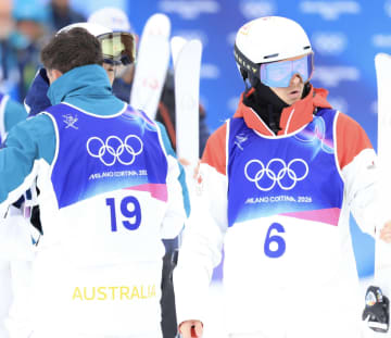 銀に怒りのスキーぶん投げキングズベリーが釈明「溜まっているものをリリースしようと」一転笑顔で「最高の気分。自分を誇りに」昨年9月に負傷も執念の4大会連続メダル