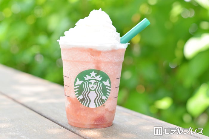 暑い夏にぴったり！外で飲むのもいいかも！（C）モデルプレス