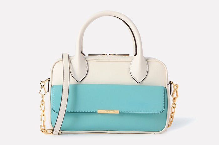デュオトーンハンドバッグ「CHARLES & KEITH」6,210円(税込)/画像提供:CHARLES & KEITH OFFICIAL ONLINE STORE