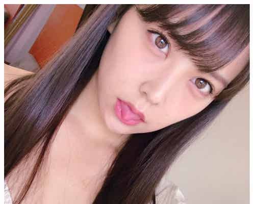 NMB48白間美瑠、美谷間チラリ“エロ可愛い”舌出しショットにファン興奮