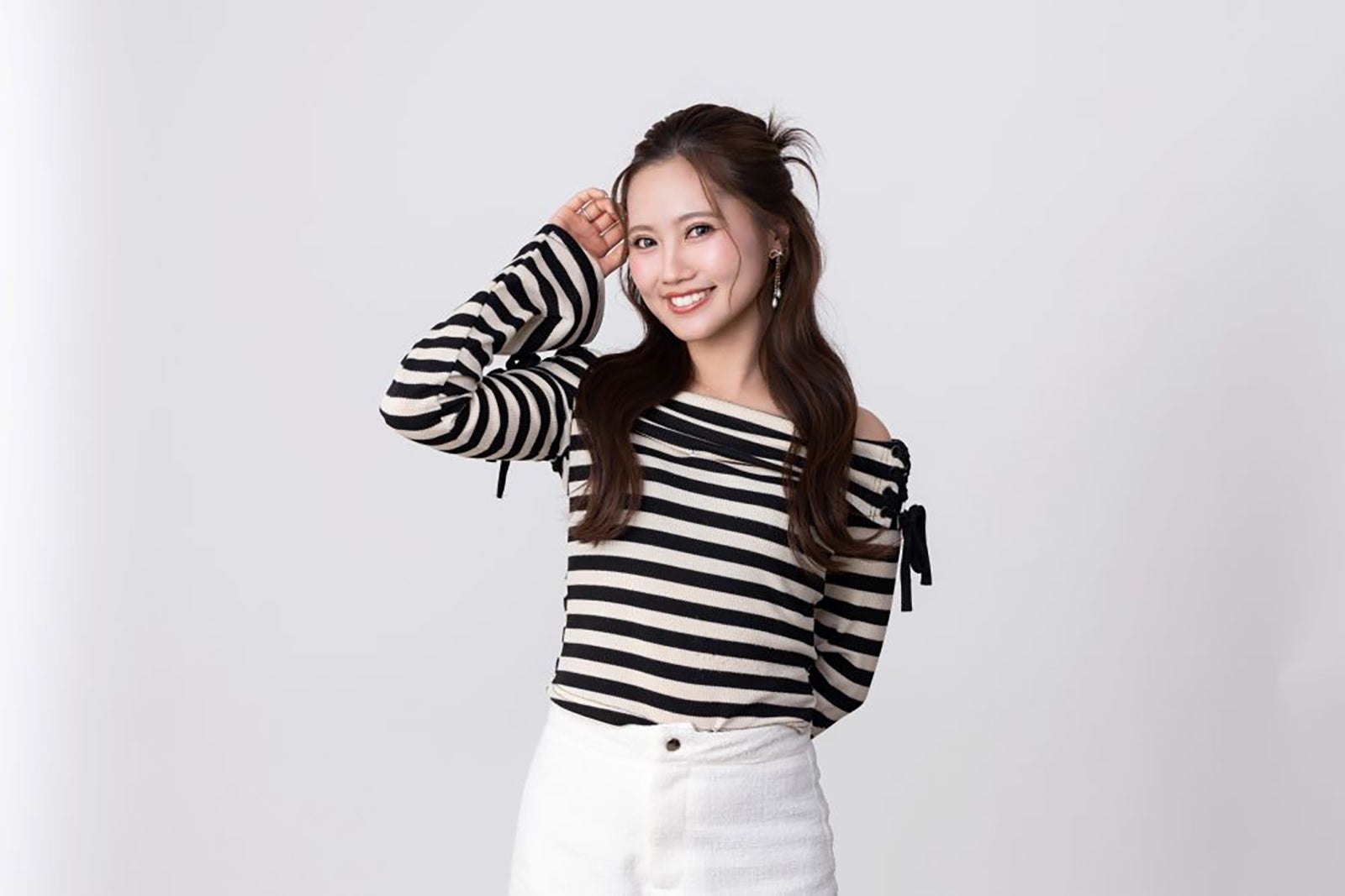 ルナ（C）AbemaTV, Inc.