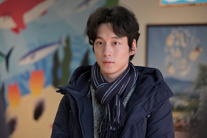 坂口健太郎 (C)NHK