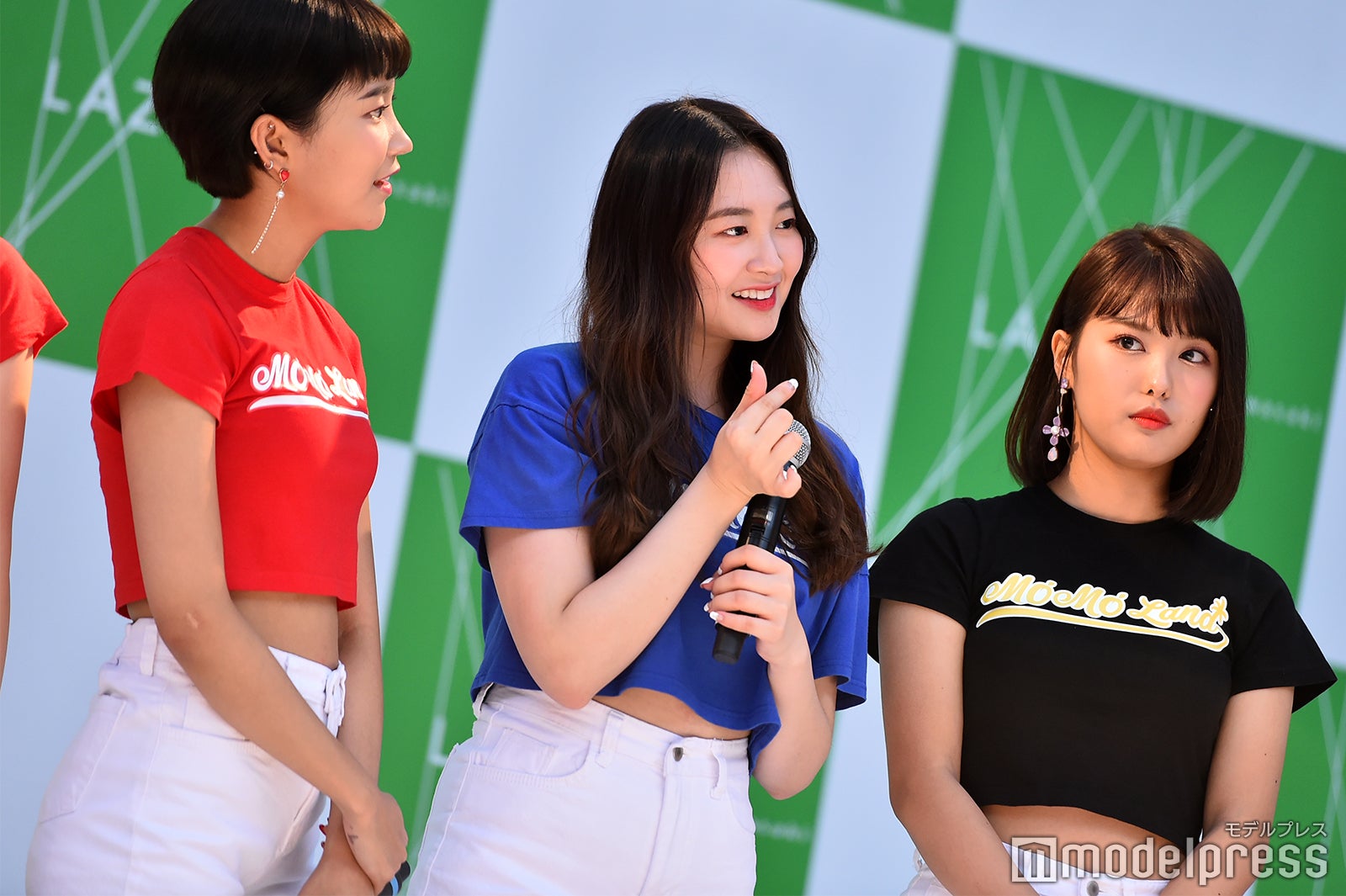 テハ（C）モデルプレス