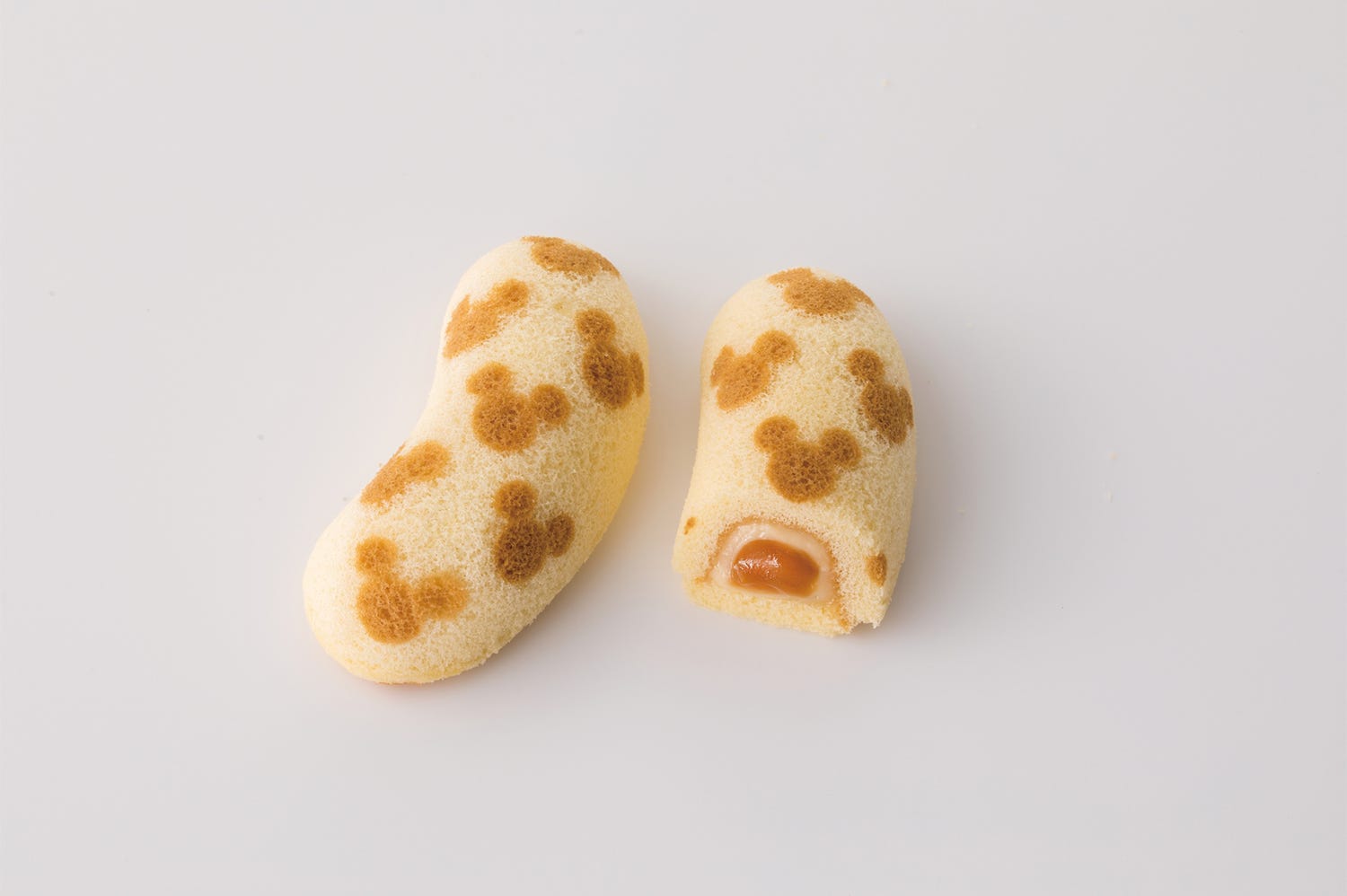 ディズニー限定「東京ばな奈」が話題 可愛いミッキー模様&キャラメルバナナ味で特別感たっぷり