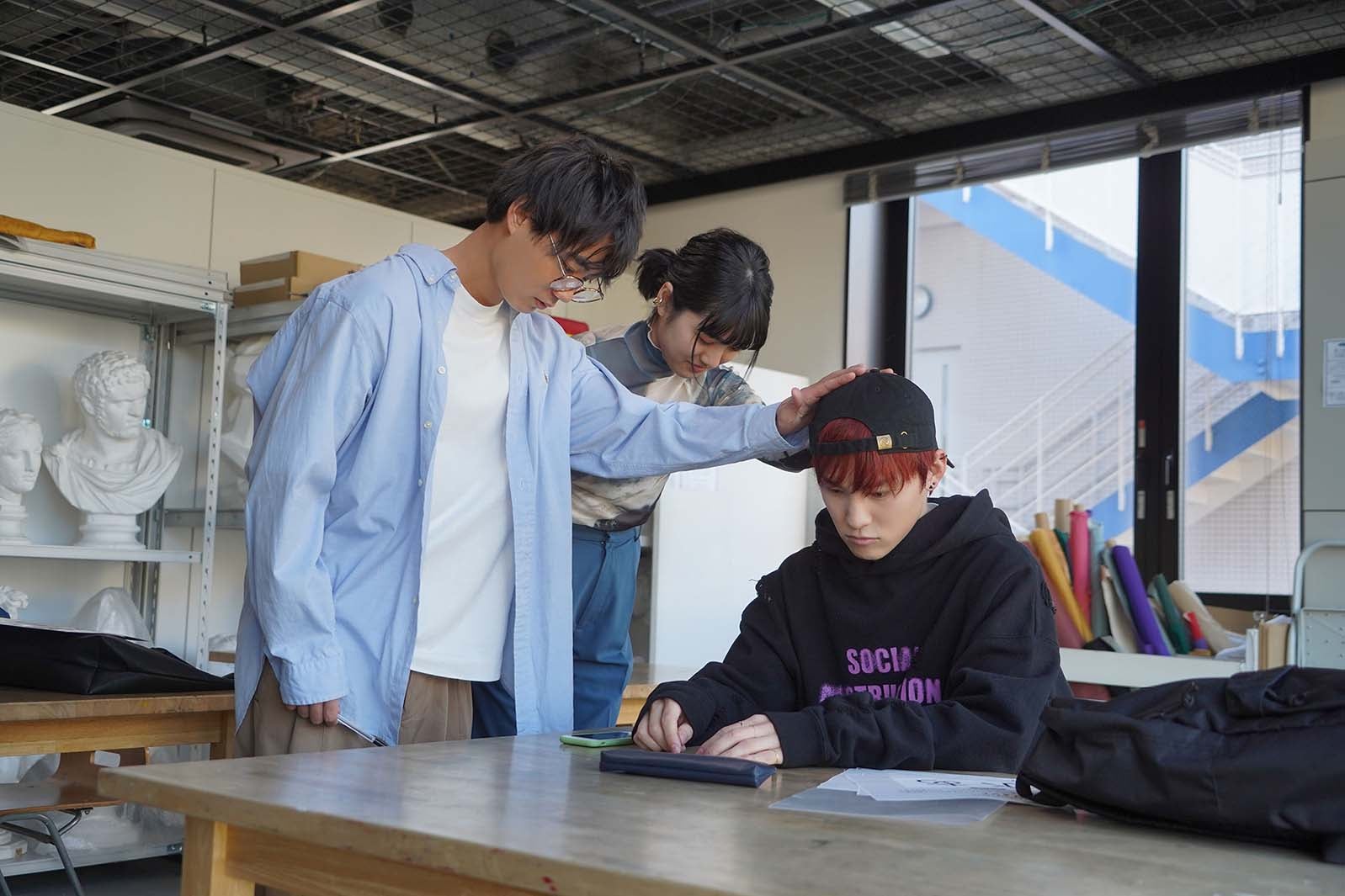 川西拓実ら「クールドジ男子」第5話より（C）那多ここね／SQUARE ENIX・ドラマ「クールドジ男子」製作委員会