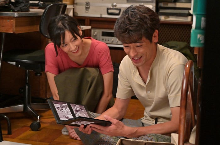 菜々緒、佐藤隆太/「4分間のマリーゴールド」第3話より(C)TBS