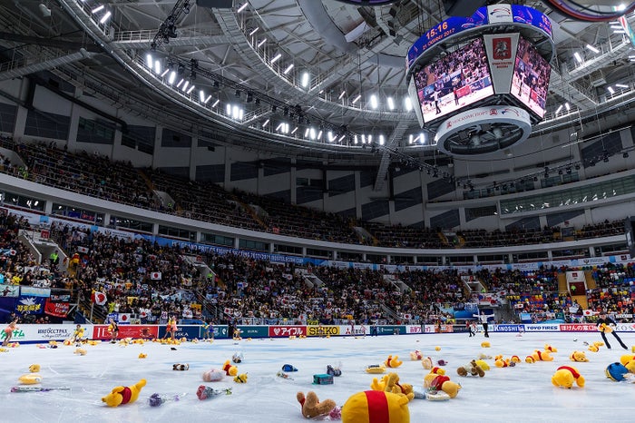 平昌入りの羽生結弦 ティッシュケースに注目集まる プーさん から 苺のショートケーキ に モデルプレス