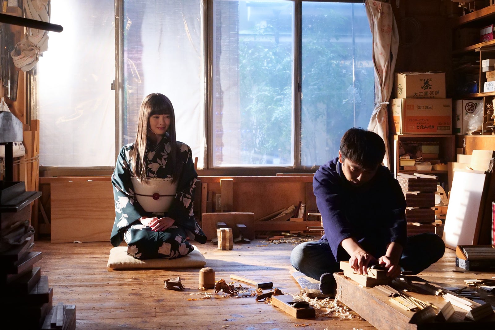 （左）白石麻衣／「ミステリと言う勿れ」最終話より（C）田村由美／小学館 （C）フジテレビジョン